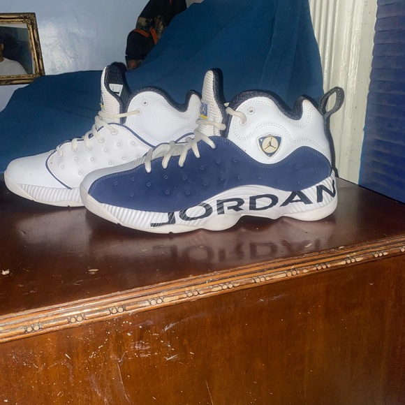 Pick which Jordan you like we can make a deal . - Picture 4 of 11